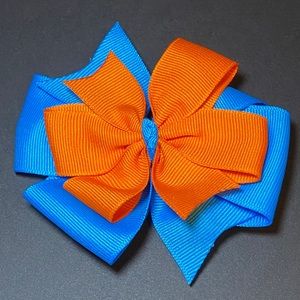Pinup hair bows